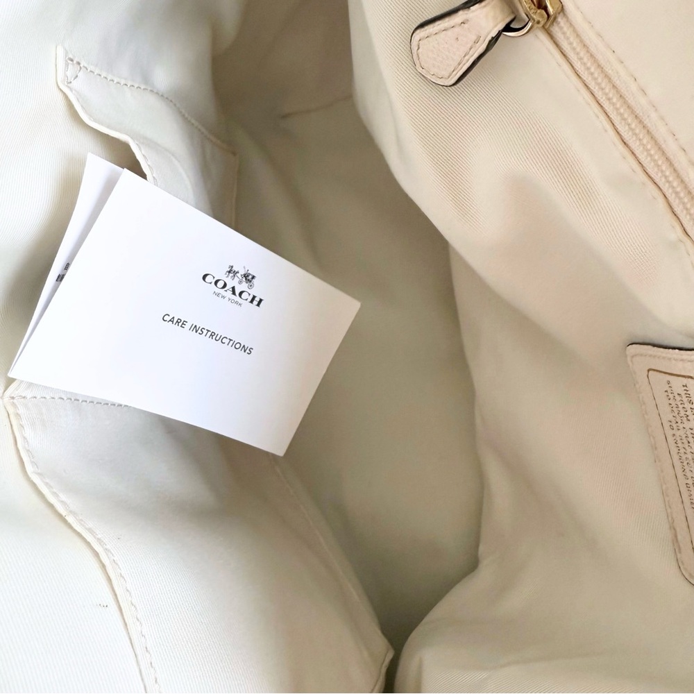 Coach Crossgrain Zip Tote — F36875, Chalk — Clean Interior - Picture 11 of 15